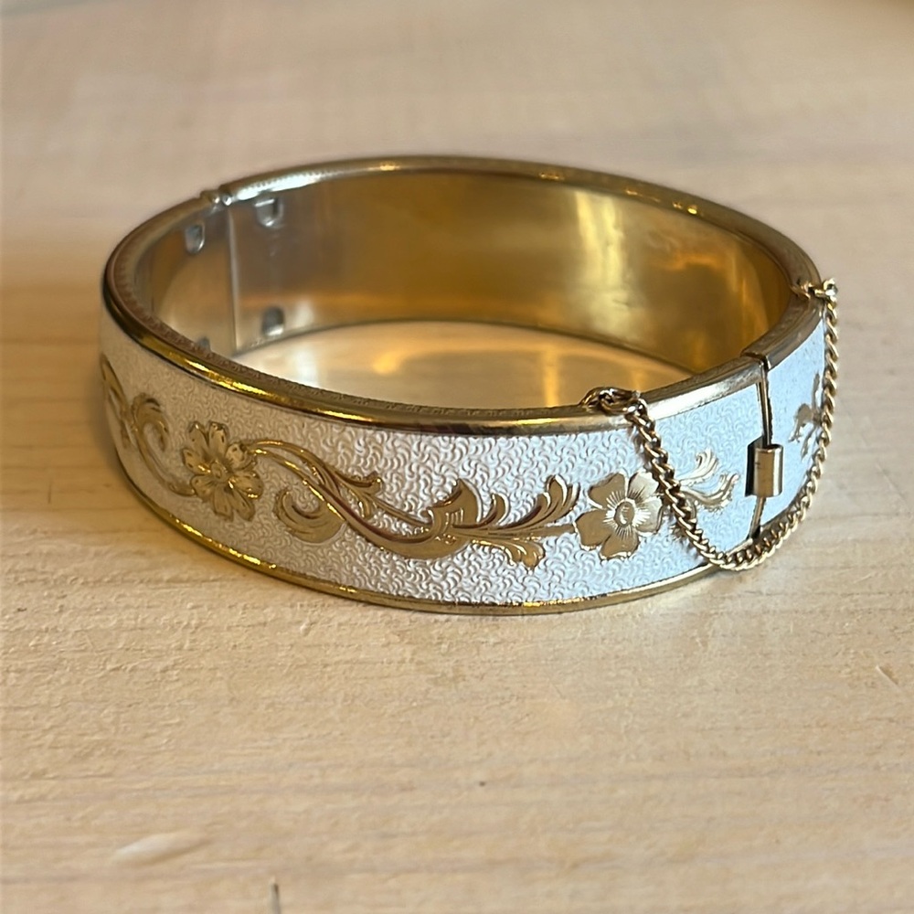Vintage Brass Sugared Enamel Bangle Bracelet with Safety Chain